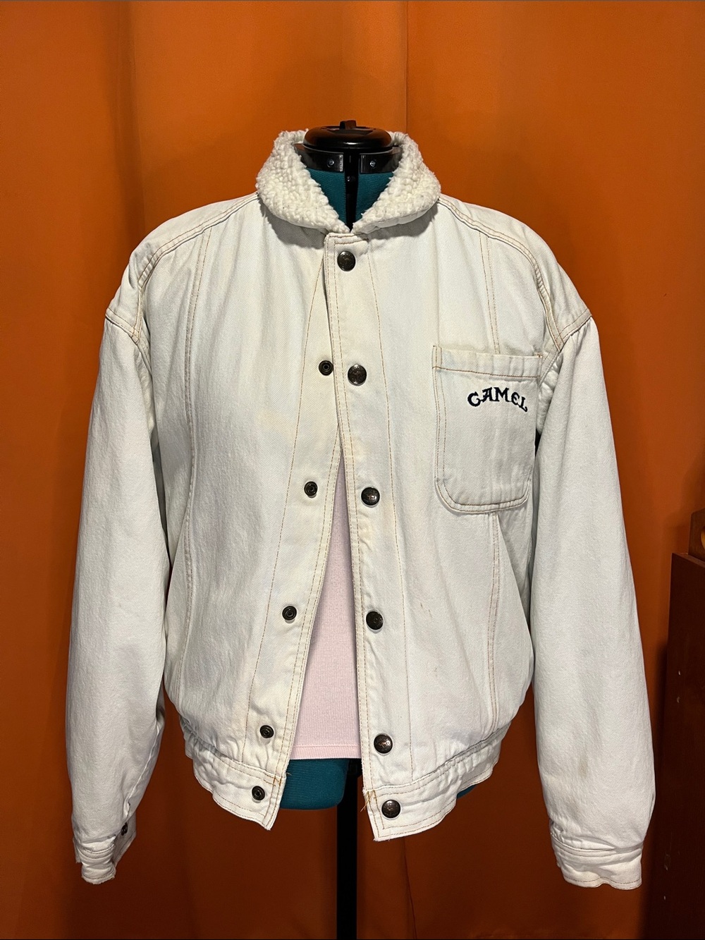 Vintage Camel white denim, Sherpa lined jacket, men’s Large